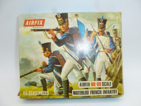 Airfix 1:72 Blue Box Waterloo French Infantry, No. S 44 - orig. packaging, loose