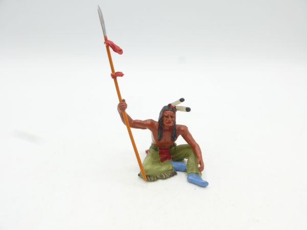 Elastolin 7 cm Indianer sitzend mit Speer, Nr. 6835 (olivfarbene Hose)