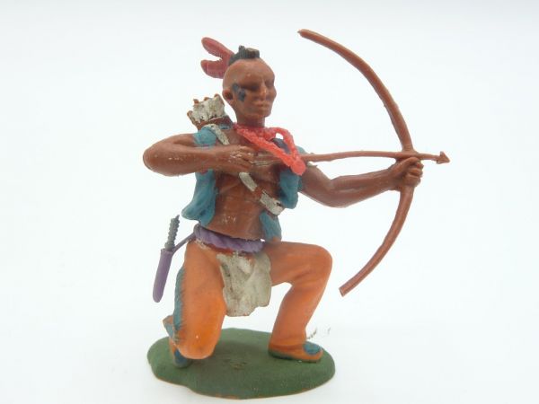 Britains Swoppets Iroquois kneeling with bow (light-orange trousers)