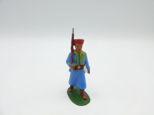 Starlux Algerian War: Soldier rifle shouldered - early rare figure