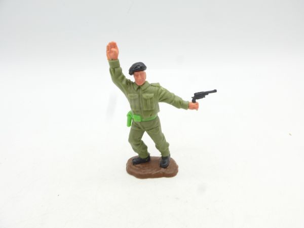 Timpo Toys Englishman with pistol, black beret