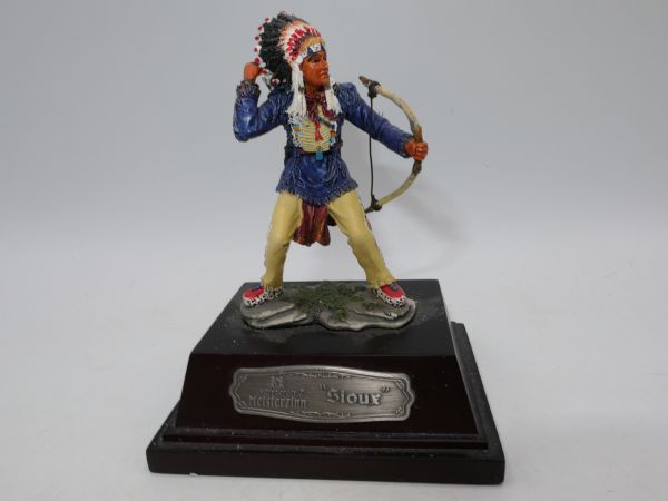 Sioux Indian with bow on pedestal, total height 13 cm