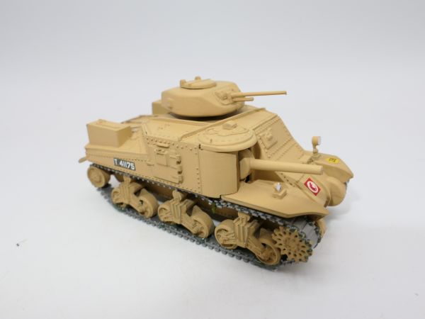 Tank (plastic), total length 7 cm