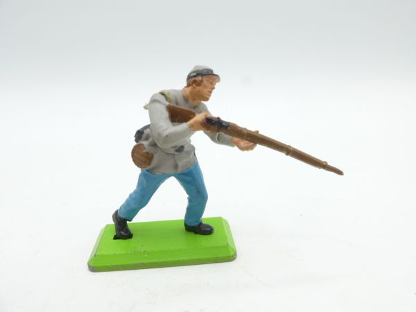 Britains Deetail Southerner advancing with rifle (movable arm)
