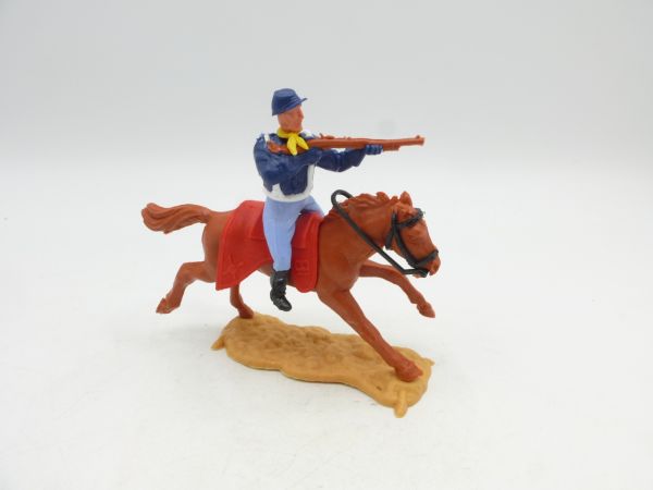 Timpo Toys Northerner 2nd version riding, shooting rifle