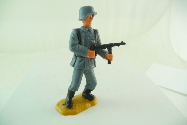Timpo Toys German standing with MP, loose helmet