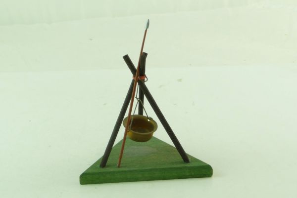 Elastolin 7 cm Feuerstelle - sehr schön passend zu Elastolin 7 cm Figuren
