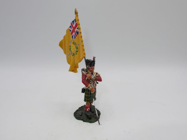 The Collectors Showcase 92nd Highlanders Regt. colours flag bearer, CS 00431