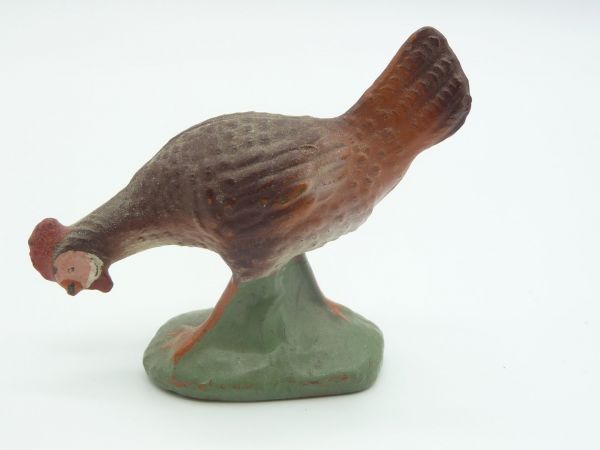 Leyla Chicken pecking (height 6 cm) - great figure