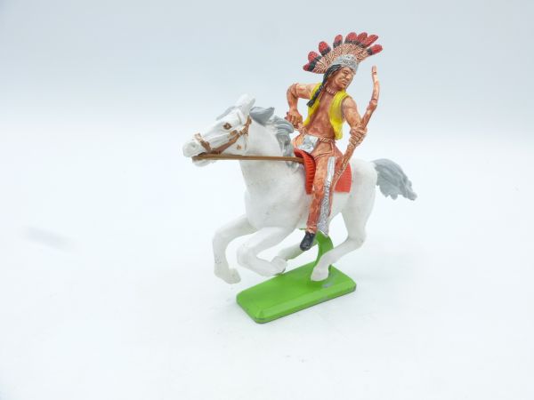 Britains Deetail Indian riding, bow sideways - rare horse