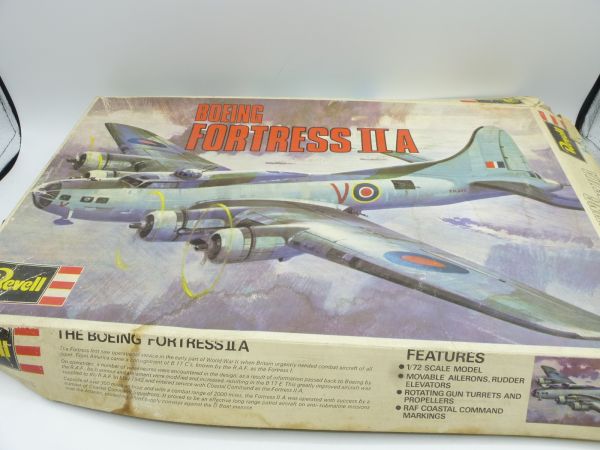 Revell 1:72 Boeing Fortress II A - orig. packaging