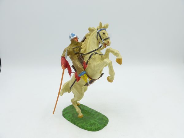 Elastolin 7 cm Normanne zu Pferd mit Speer anreitend, Nr. 8886