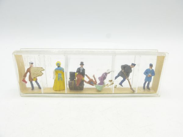 Preiser H0 Set of travellers, No. 141 (7 figures + accessories) - orig. packaging