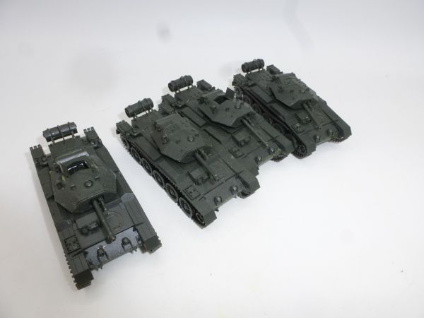4 Panzer (ähnlich Roco/Roskopf) - Lieferumfang siehe Fotos