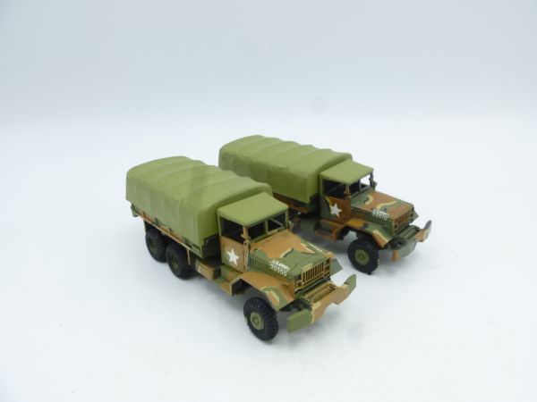 Roco Minitanks 2 large trucks with tarpaulin - painted