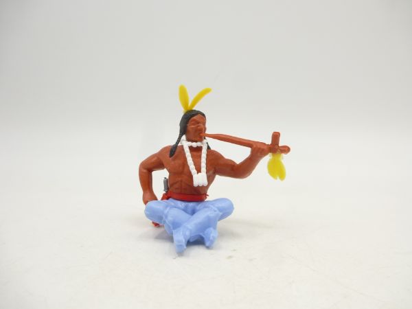 Timpo Toys Indianer 3. Version sitzend mit Friedenspfeife, hellblaue Hose