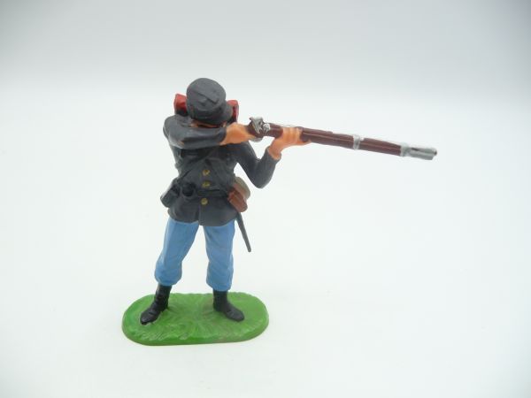 Elastolin 7 cm Northern States: soldier standing firing, No. 9178 - very good condition