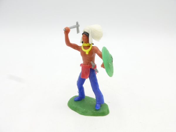 Elastolin 5,4 cm Indian standing with tomahawk + shield