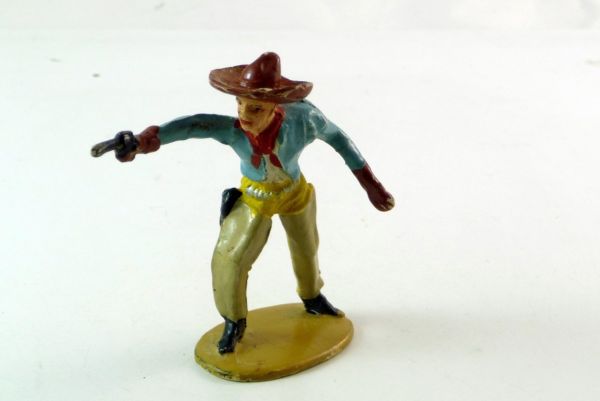 Merten Cowboy firing with pistol
