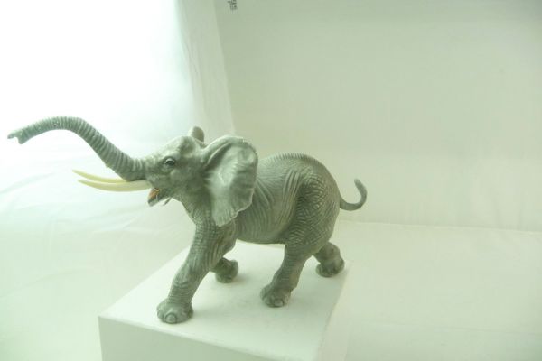 Elastolin soft plastic Large walking elephant, with removable tusks