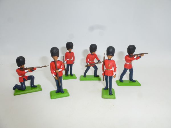 Britains Deetail Set of Guards (6 figures)