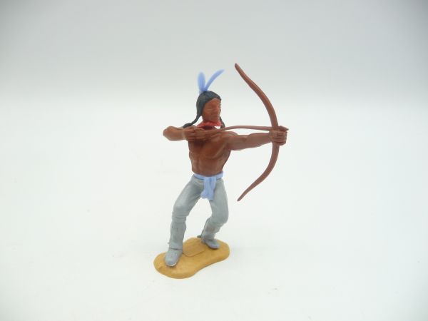 Timpo Toys Indian 3rd version, shooting with bow - rare dark upper part