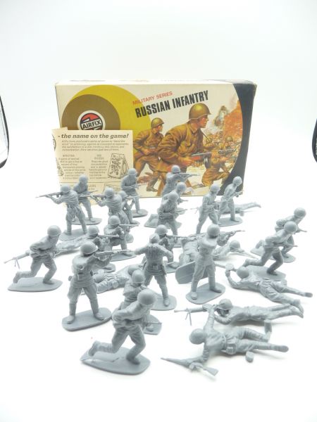 Airfix 1:32 Russian Infantry, No. 51453-8 - orig. packaging, figures new