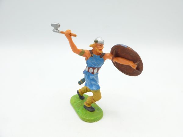 Elastolin 7 cm Viking attacking with axe, No. 8505, painting 3
