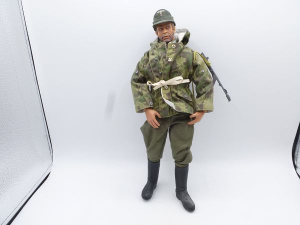 Dragon 1:6 Soldier with MP