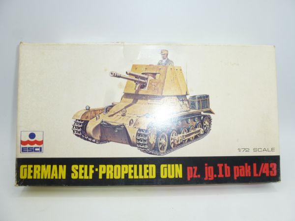Esci 1:72 German Self Propelled Gun, No. 8046 - orig. packaging