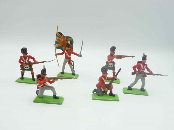 Britains Deetail Waterloo; 6 Frenchmen in various positions