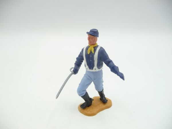 Timpo Toys Union Army soldier 2nd version, firing with pistol - nice base plate
