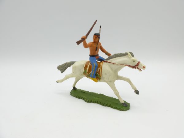 Starlux Indian riding with rifle, looking sideways