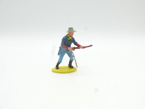 Britains Swoppets Soldier 7th Cavalry advancing with rifle (made in HK)