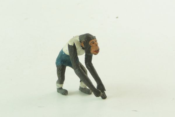 Britains Chimpanzee with movable arm - early edition