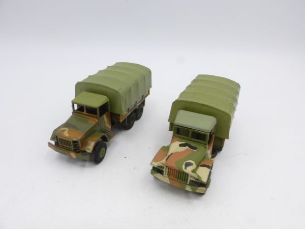 Roco Minitanks 2 small trucks with tarpaulin - painted