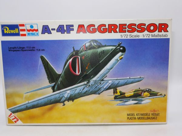 Revell A-4 F Aggressor, No. H2212 - orig. packaging, on cast