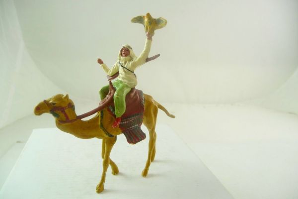 Merten 4 cm Arab on camel with falcon - very early figure, great shirt