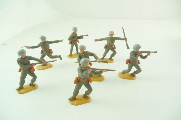 Timpo Toys 7 Amerikanische Soldaten 1. Version in unterschiedlichen Haltungen