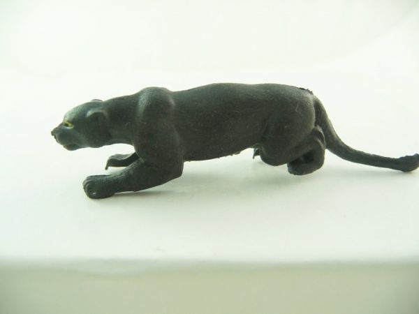 Britains Panther sneaking - rare figure