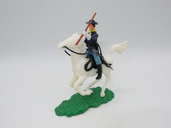 Elastolin 5,4 cm Northerner on horseback with rifle + sabre - great horse