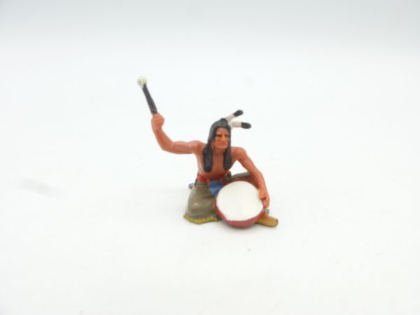Elastolin 4 cm Indianer sitzend mit Trommel, Nr. 6836