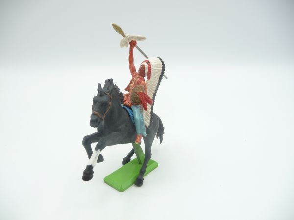 Britains Deetail Indian on horseback, throwing spear - rare colour, brand new