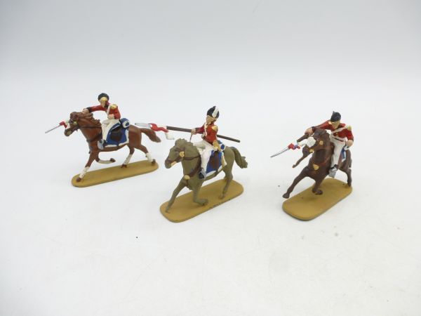 3 Napoleonic soldiers on horseback, 1:72 scale