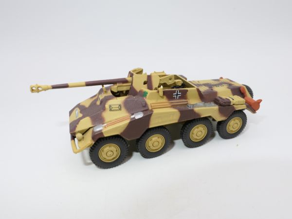 Metal armoured car, total length 9.5 cm