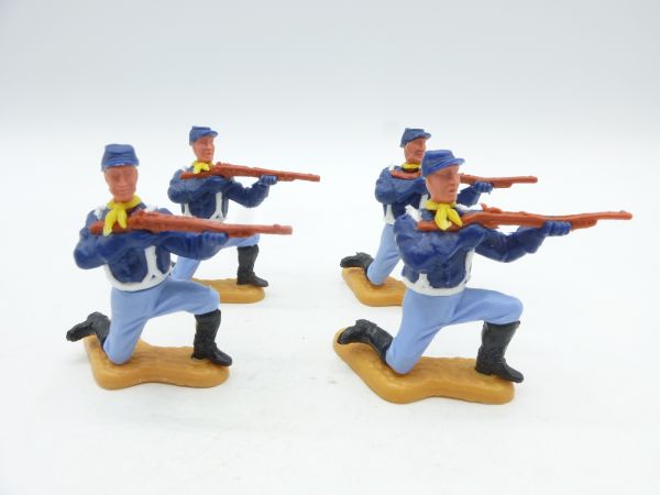 Timpo Toys 4 Union Army Soldiers, riflemen 2nd version kneeling