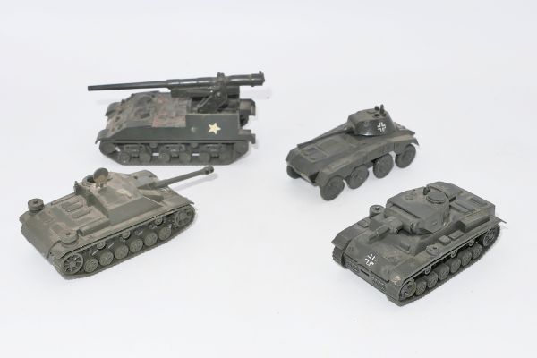Roco Minitanks 4 tanks - as photographed