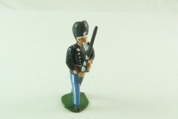 Reisler Guardsman with movable arms - great figure