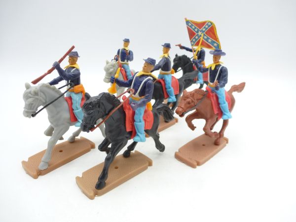 Plasty Union Army Soldier (6 figures) on horseback - nice group