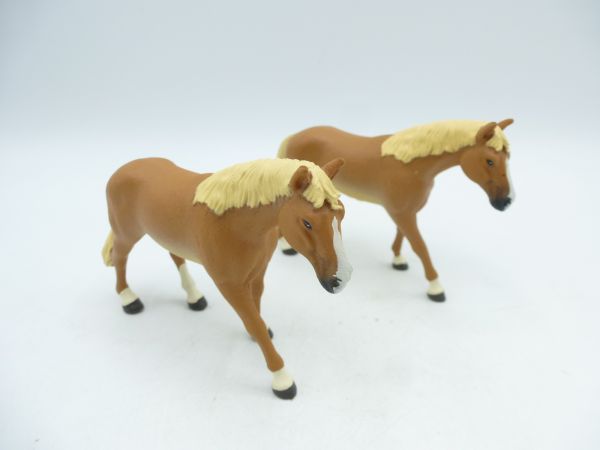 Siku 2 horses